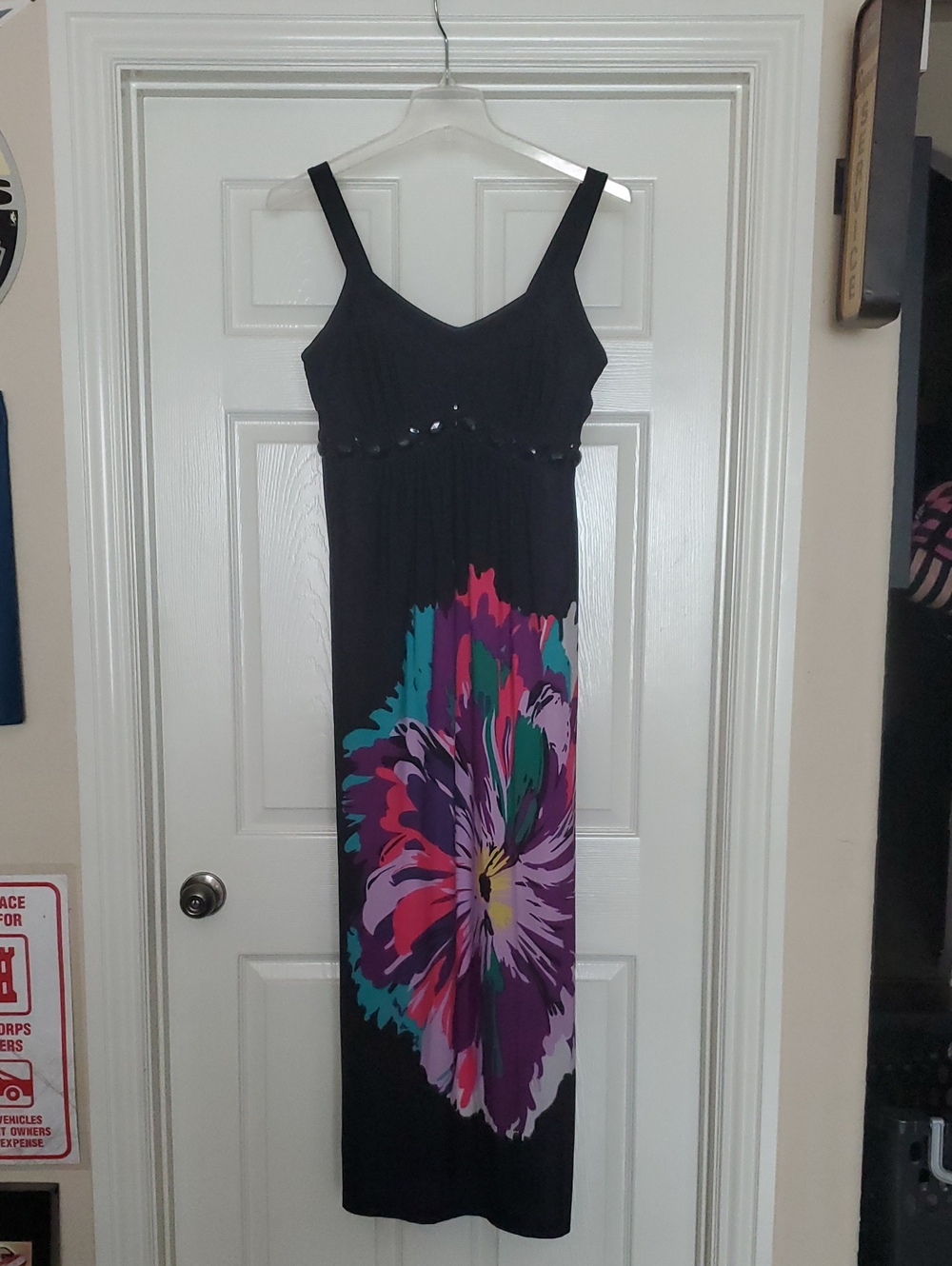 John Paul Richard Black Floral Maxi Dress Large Sleeveless V-Neck Empire Waist